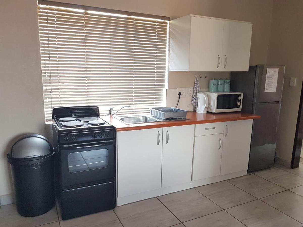 Private Apartments & Biz Stays Pretoria-Noord Exterior foto