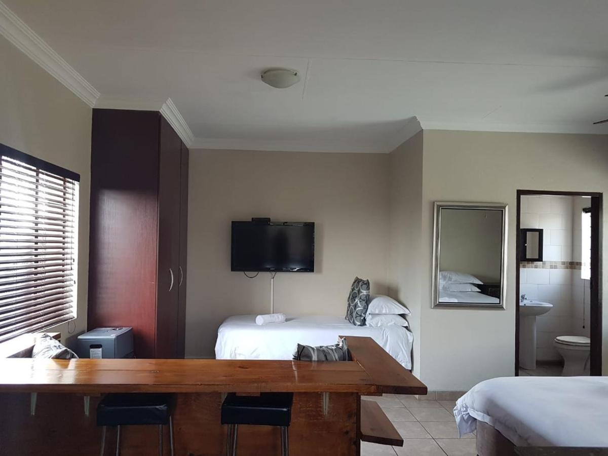 Private Apartments & Biz Stays Pretoria-Noord Exterior foto