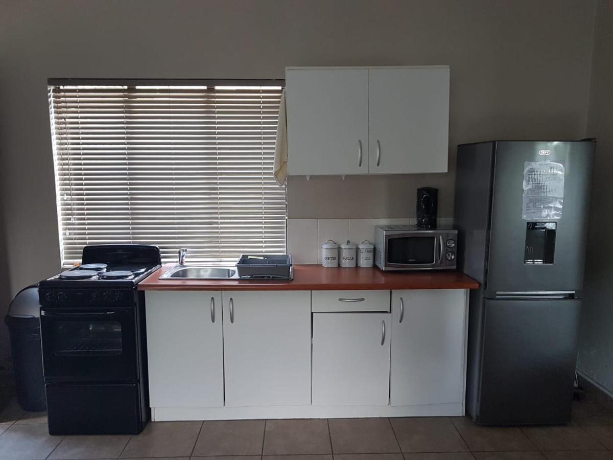 Private Apartments & Biz Stays Pretoria-Noord Exterior foto