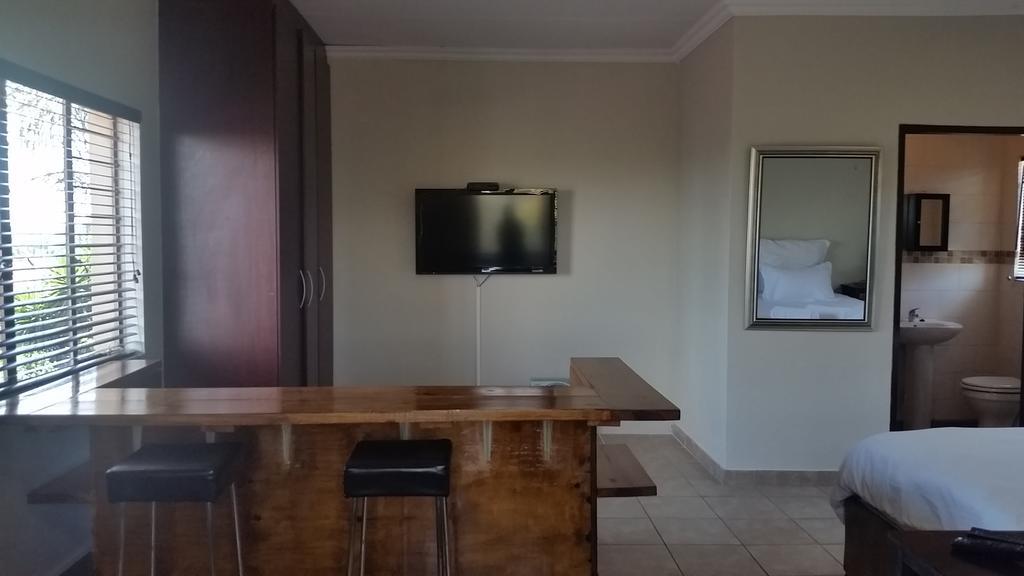 Private Apartments & Biz Stays Pretoria-Noord Exterior foto