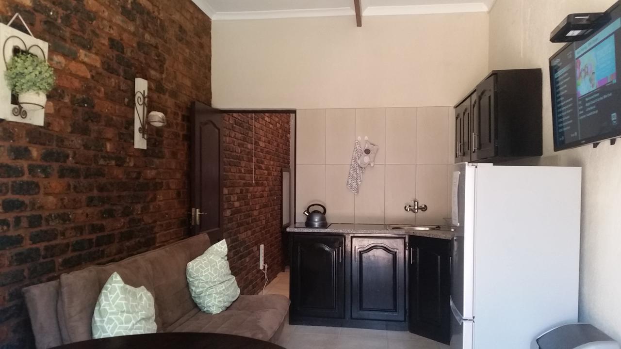 Private Apartments & Biz Stays Pretoria-Noord Exterior foto